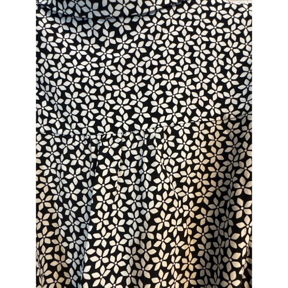 Diane Von Furstenberg 100% Silk Floral Print Button-Up Dress Size 4 - Picture 4 of 4